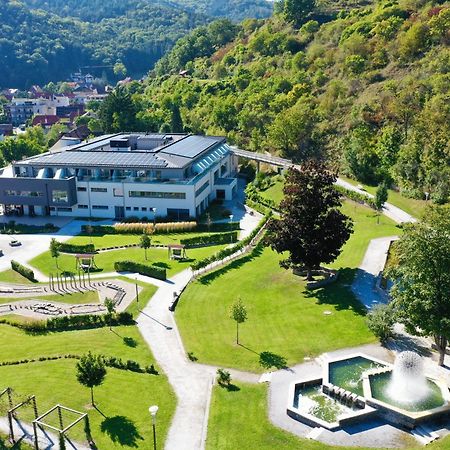 Nuhr Medical - Hotel & Restaurant Senftenberg Екстер'єр фото