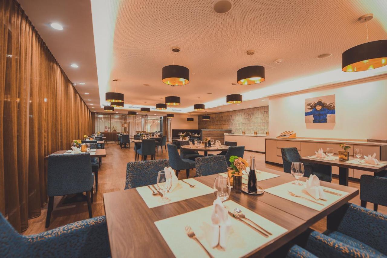 Nuhr Medical - Hotel & Restaurant Senftenberg Екстер'єр фото
