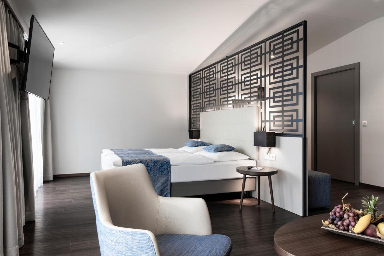 Nuhr Medical - Hotel & Restaurant Senftenberg Екстер'єр фото