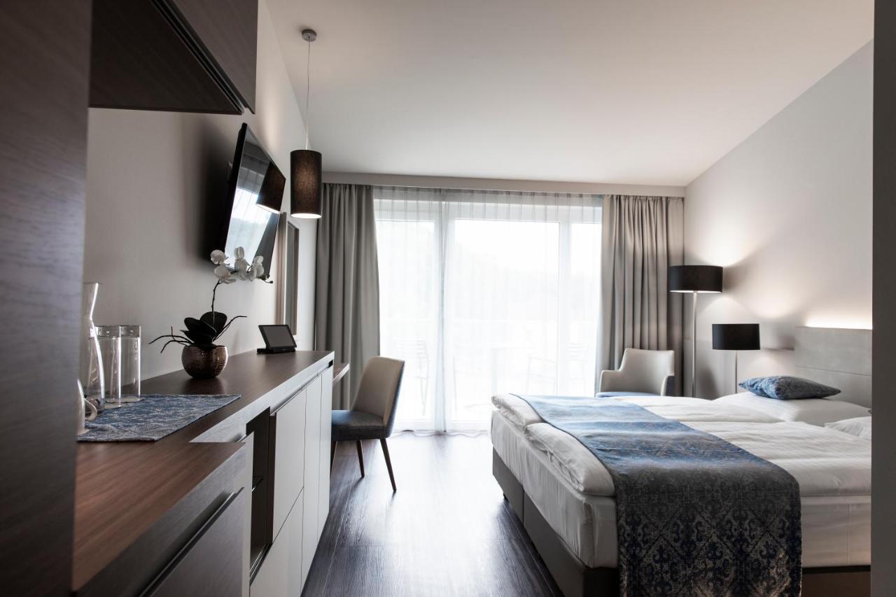 Nuhr Medical - Hotel & Restaurant Senftenberg Екстер'єр фото