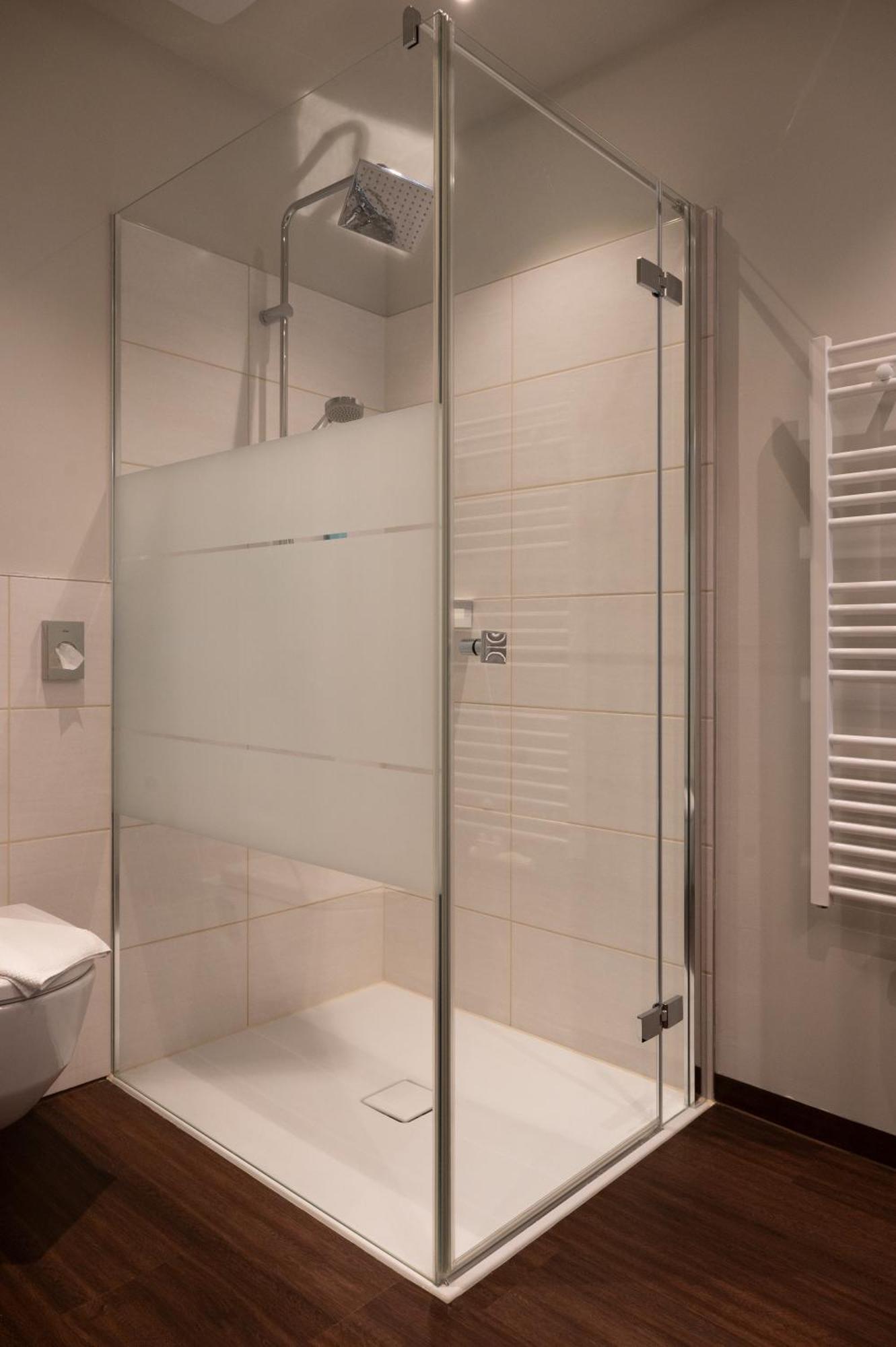 Nuhr Medical - Hotel & Restaurant Senftenberg Екстер'єр фото